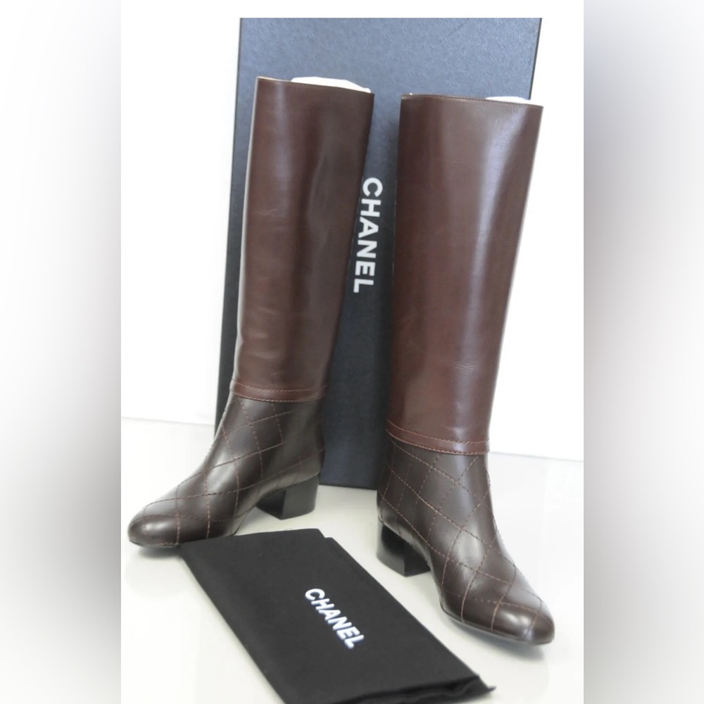 ⭐️⭐️ 💯 Authentic Chanel Bordeaux Knee High Boots 38.5 BEAUTIFUL! 😍 🌟🌟